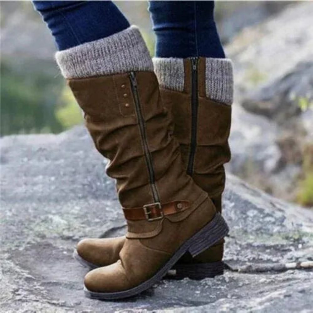 AMY - Warm gefütterte Stiefel mit gestricktem Rand