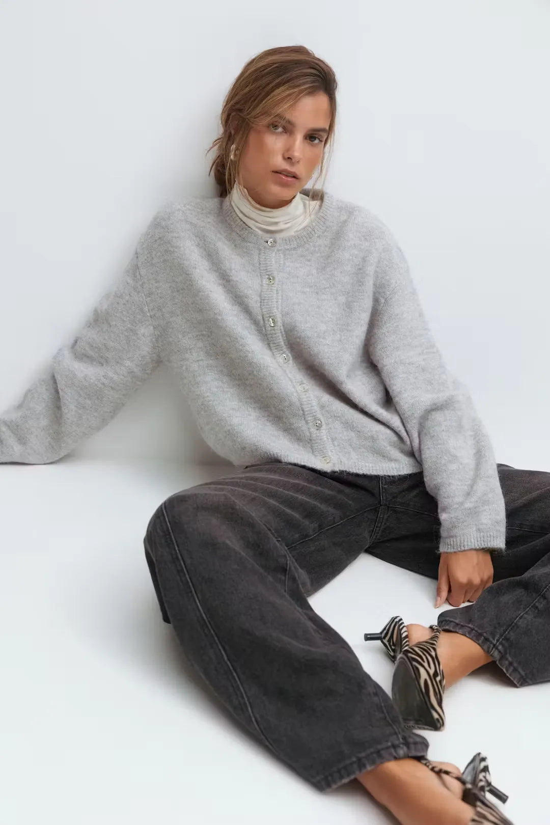 SAMMY - Knitted Cardigan