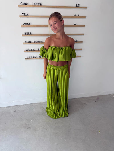 NOA - Satin-Koordinaten mit elegantem Glamour